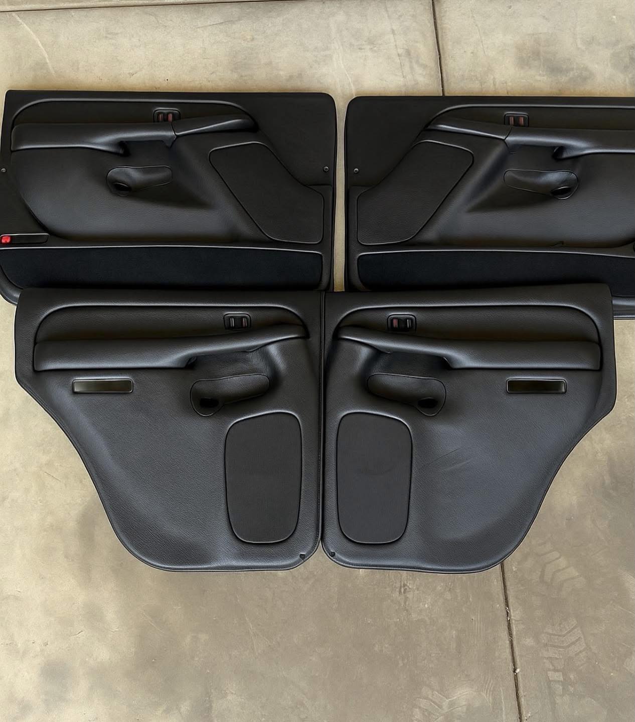 Complete Set (4) OEM Black/Ebony Power Door Panels - 03-06/07 Silverado, Tahoe, Suburban, Yukon (Crew Cab/SUV)