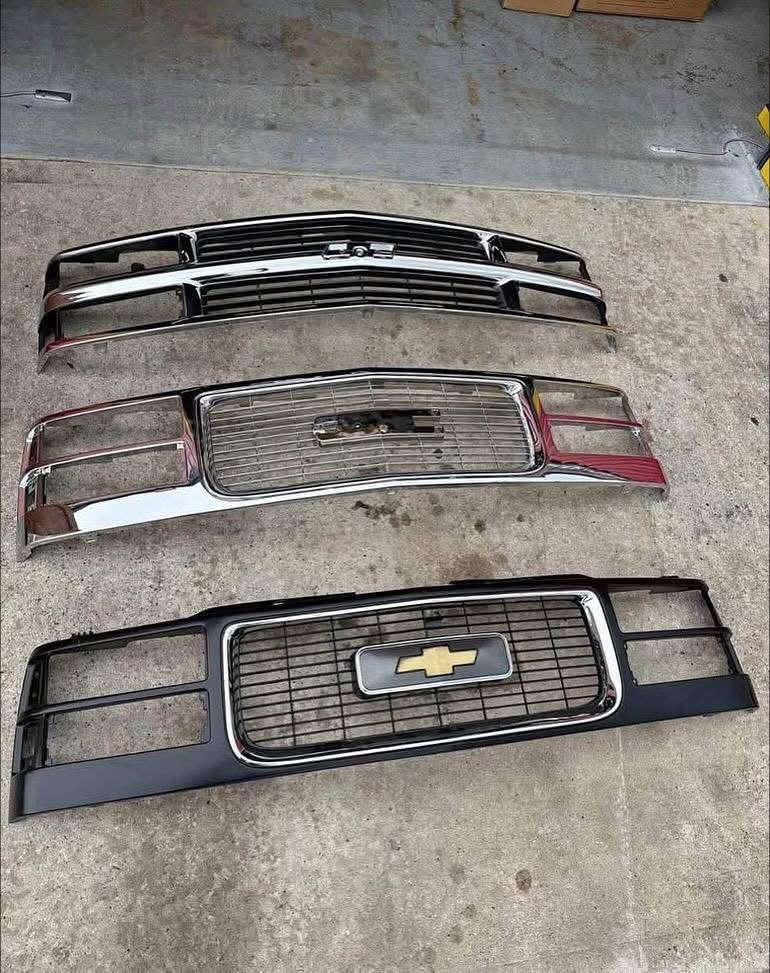 Complete OEM-Style OBS Chevy Grille Assembly (88-98) w/ New Gold Bowtie Emblem