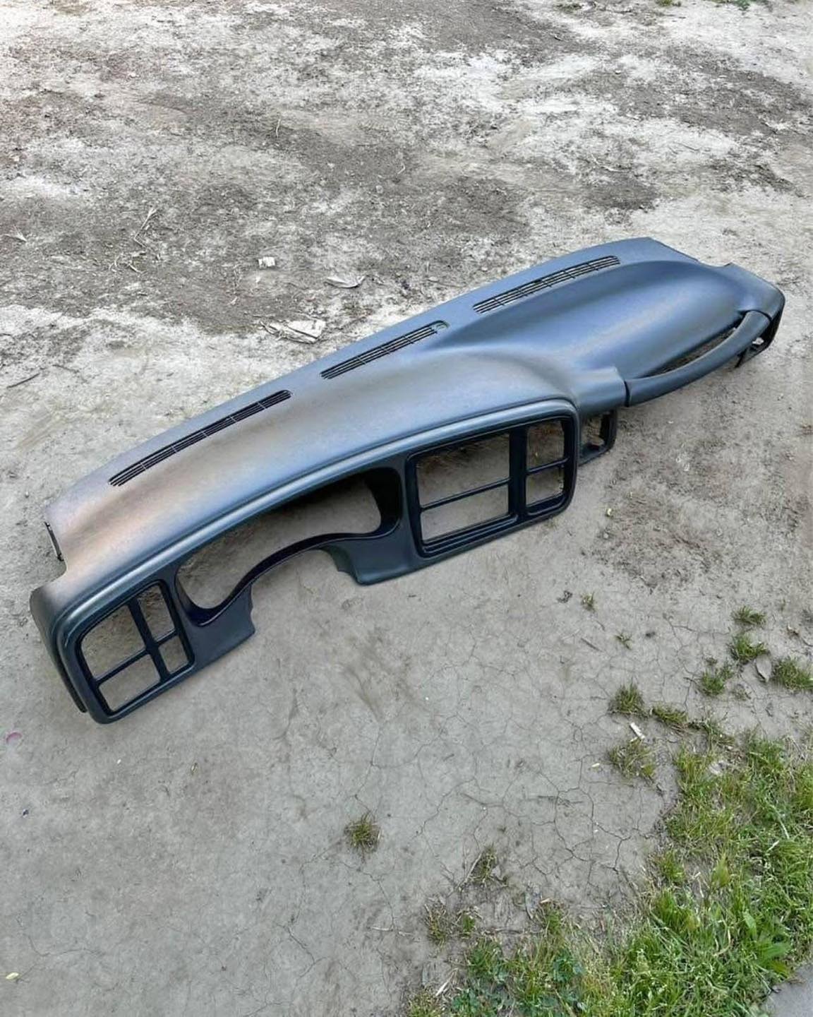 OEM Dark Gray Dashboard Shell / Dash Pad (99-07 Chevy/GMC Truck/SUV)